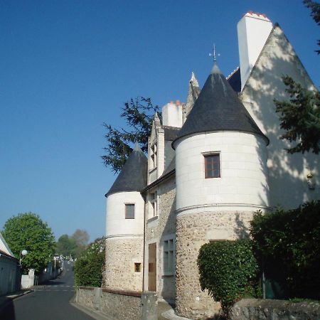 Готель Manoir Du Rouvre Mettray Екстер'єр фото